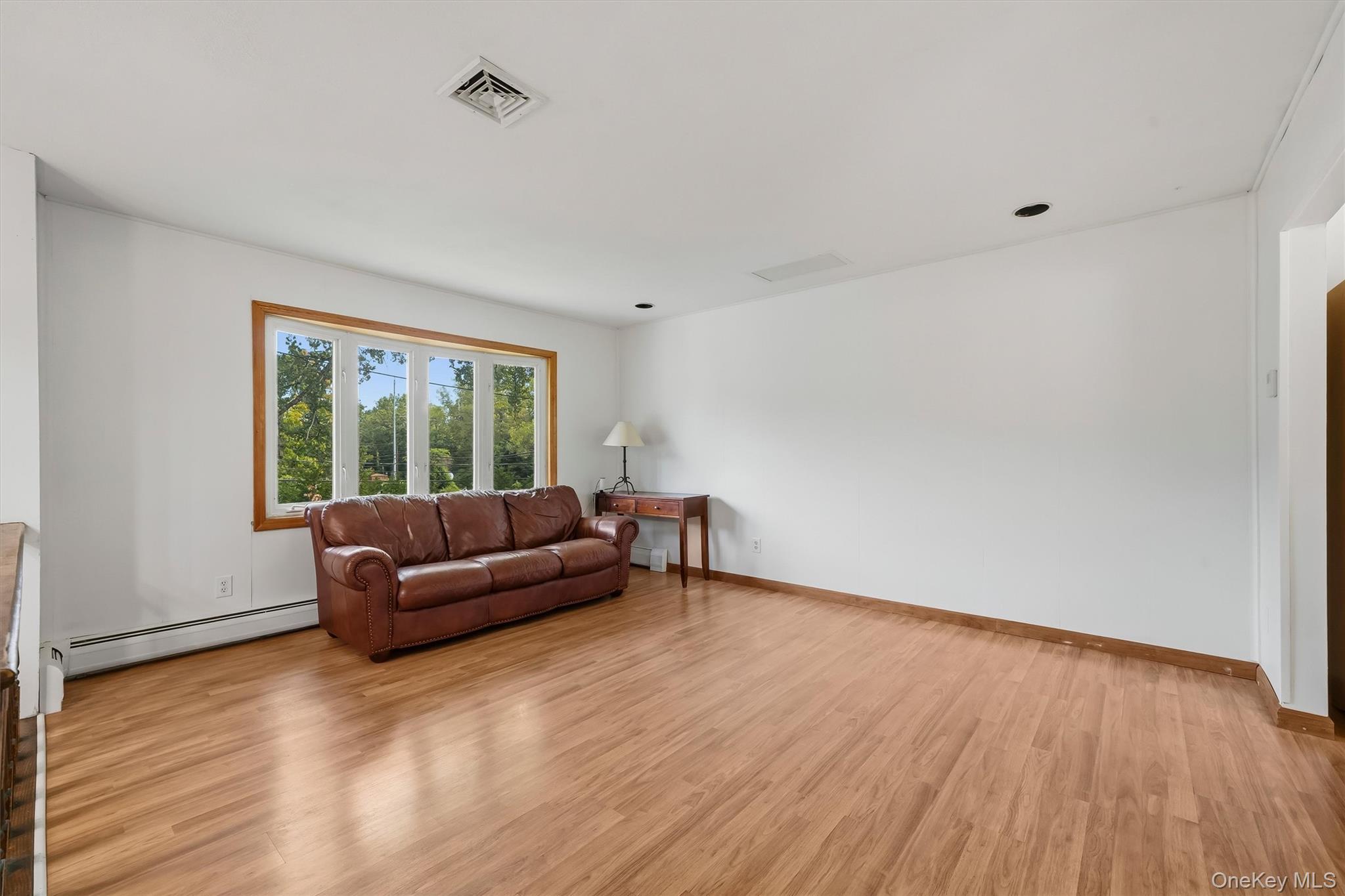 2 Maple Avenue Property Photo 7