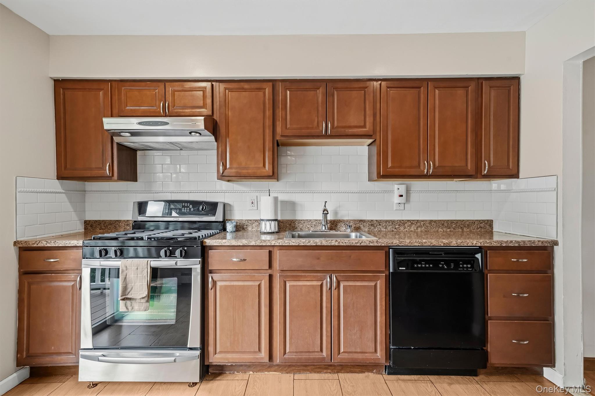 2 Maple Avenue Property Photo 18