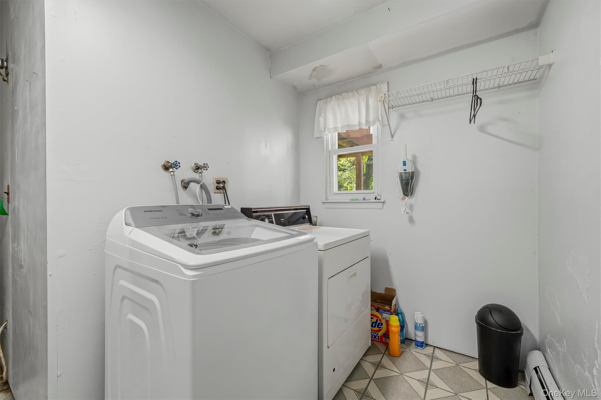 2 Maple Avenue Property Photo 35