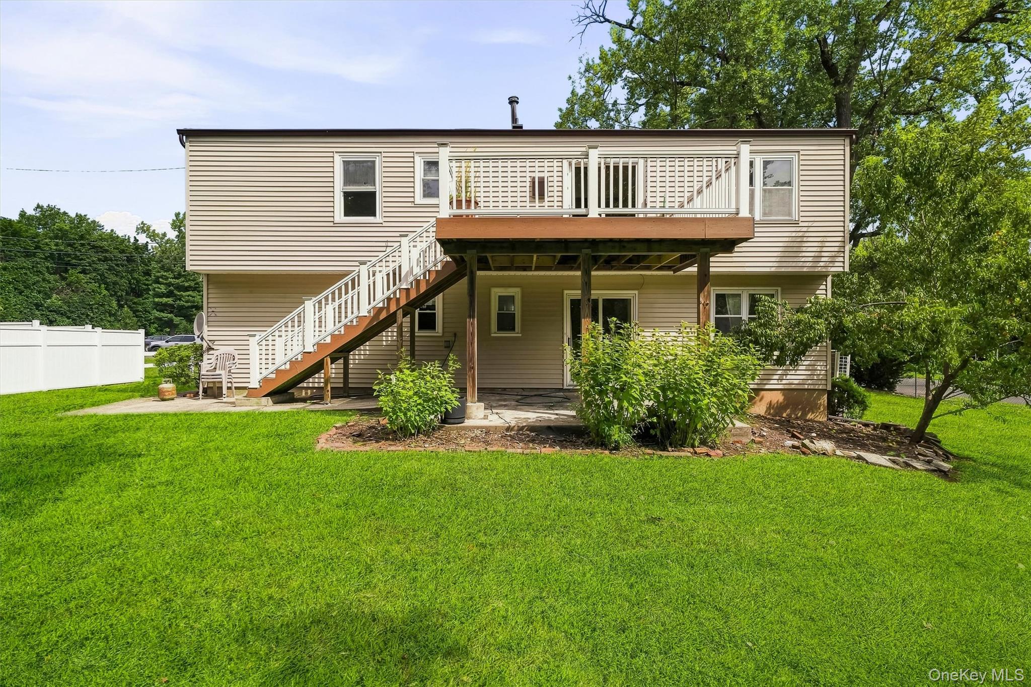 2 Maple Avenue Property Photo 44