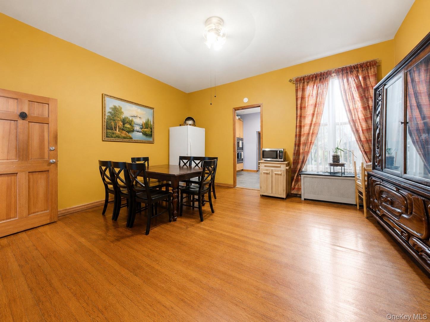 210 Brooklyn Avenue Property Photo 4