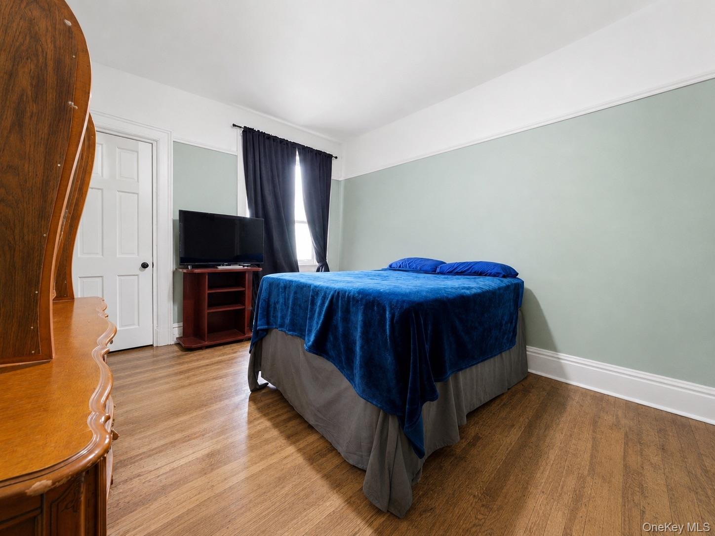 210 Brooklyn Avenue Property Photo 14