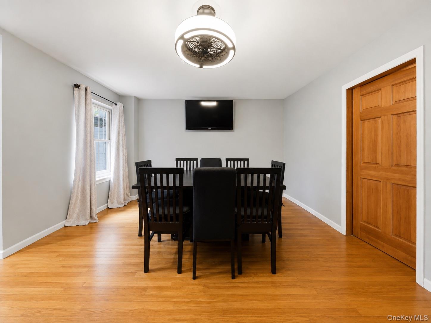 210 Brooklyn Avenue Property Photo 17