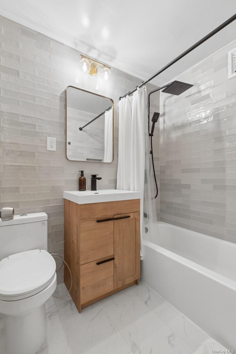 94-11 59th Avenue D9 Property Photo 4