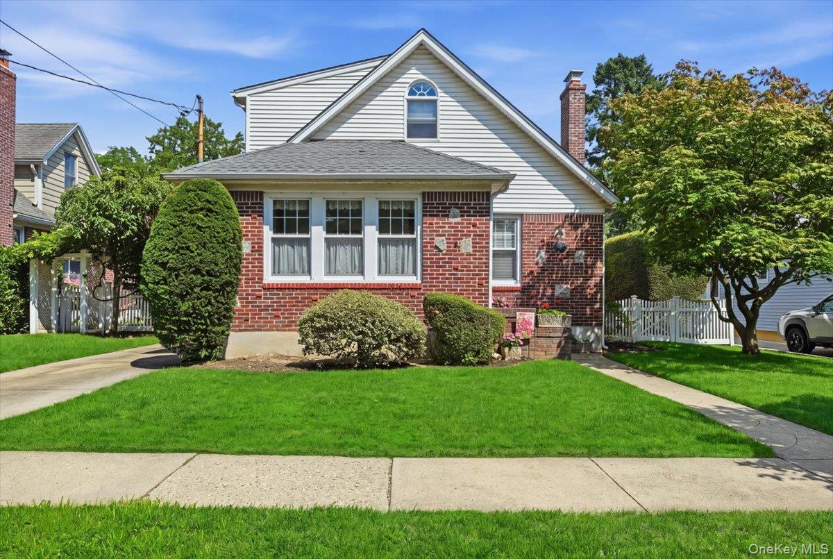 73 Chestnut Avenue Property Photo 2