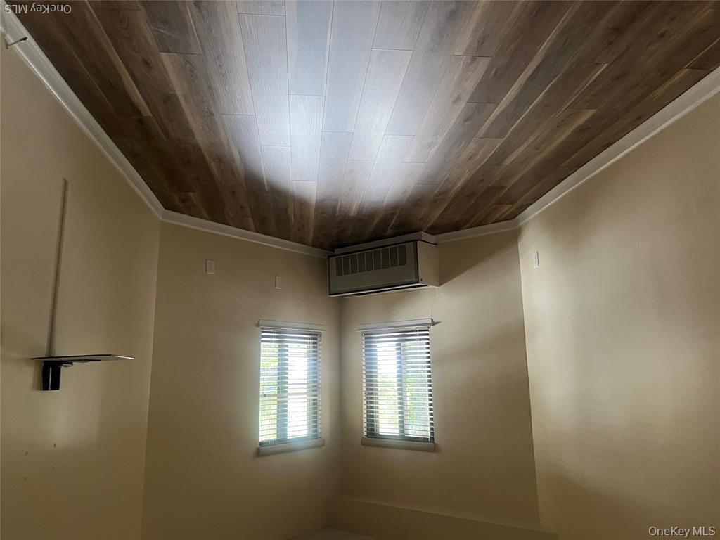 725 Miller Avenue #123 Property Photo 10
