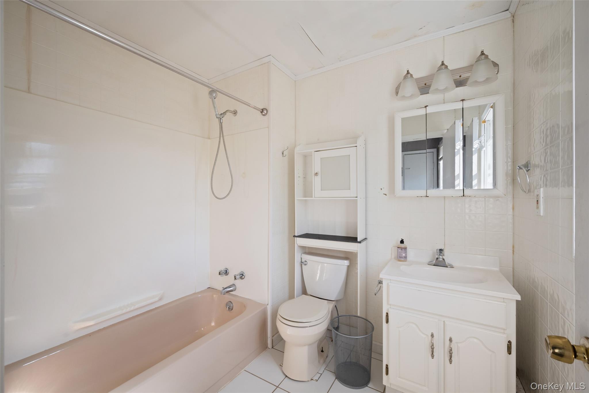 9 Watson Street Property Photo 24