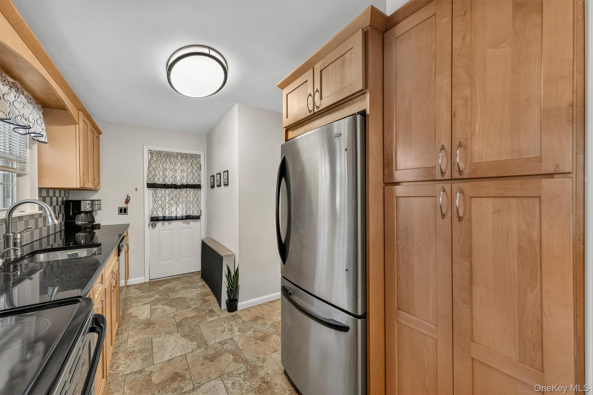 210 Tate Avenue Property Photo 13