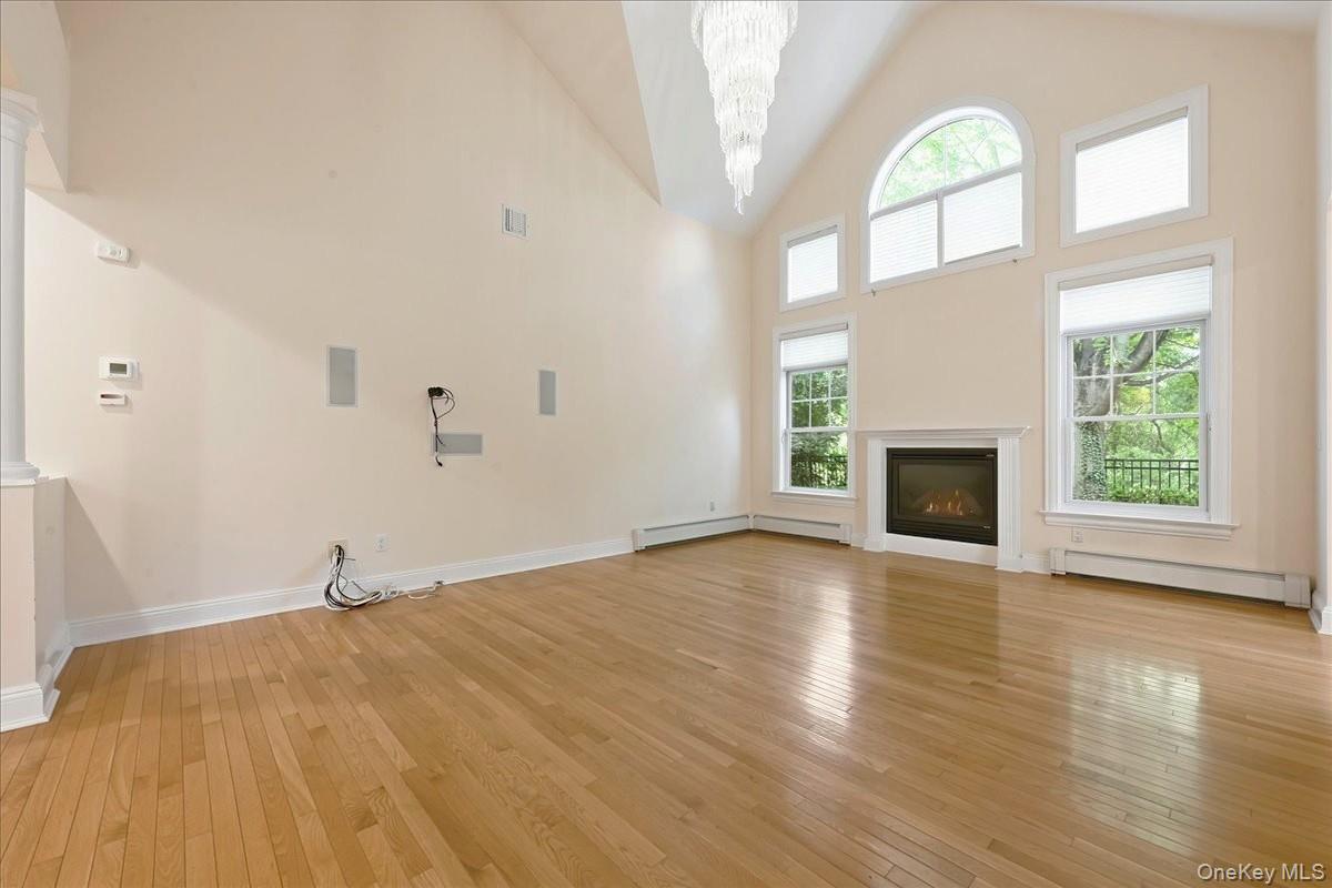 15 W Overlook Property Photo 5