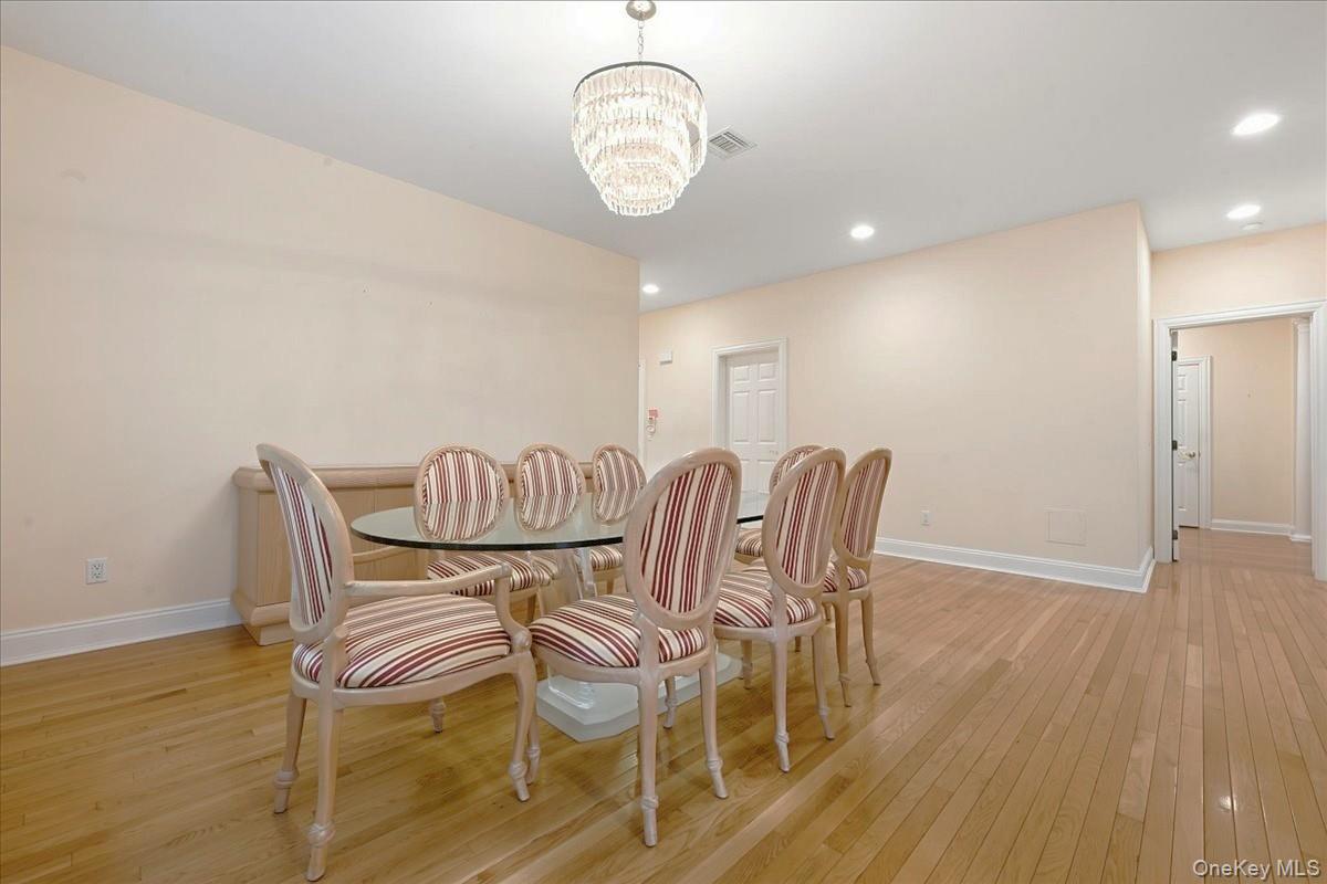 15 W Overlook Property Photo 8