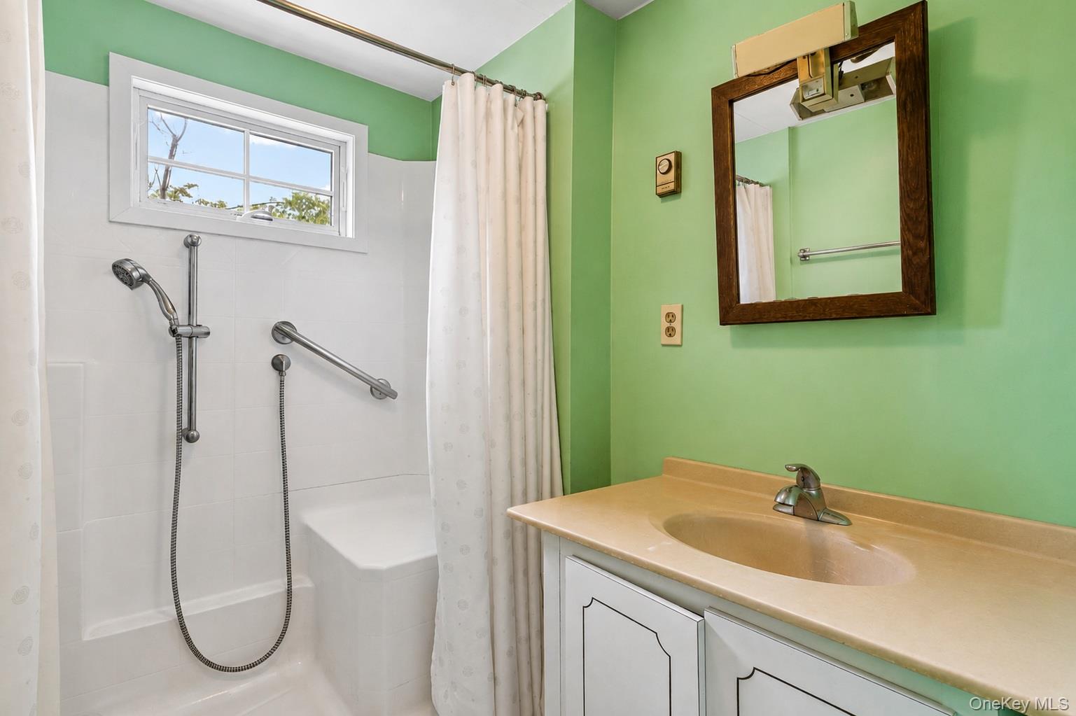 35 Spinner Lane Property Photo 14