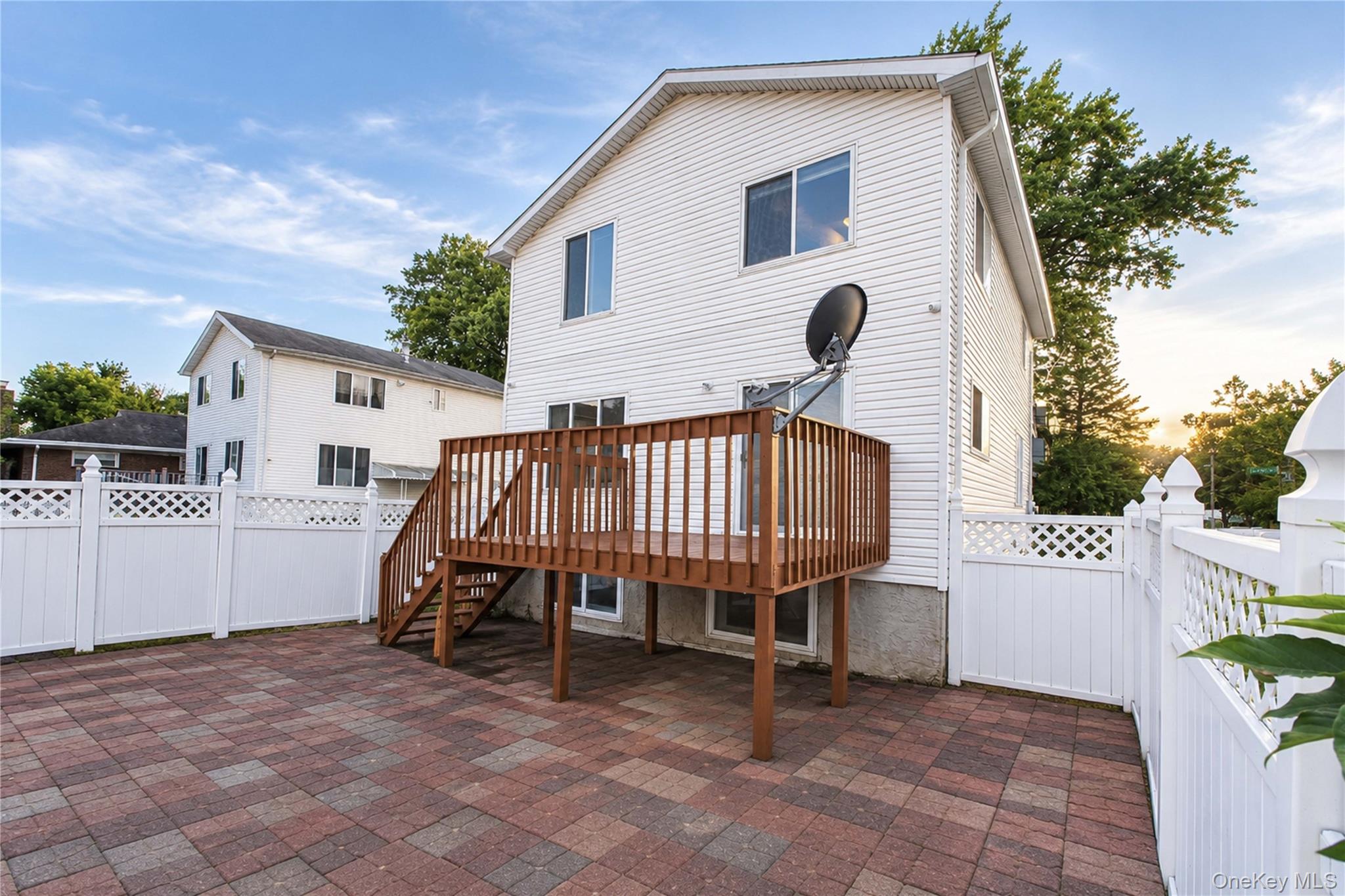 15 Rachel Court Property Photo 5