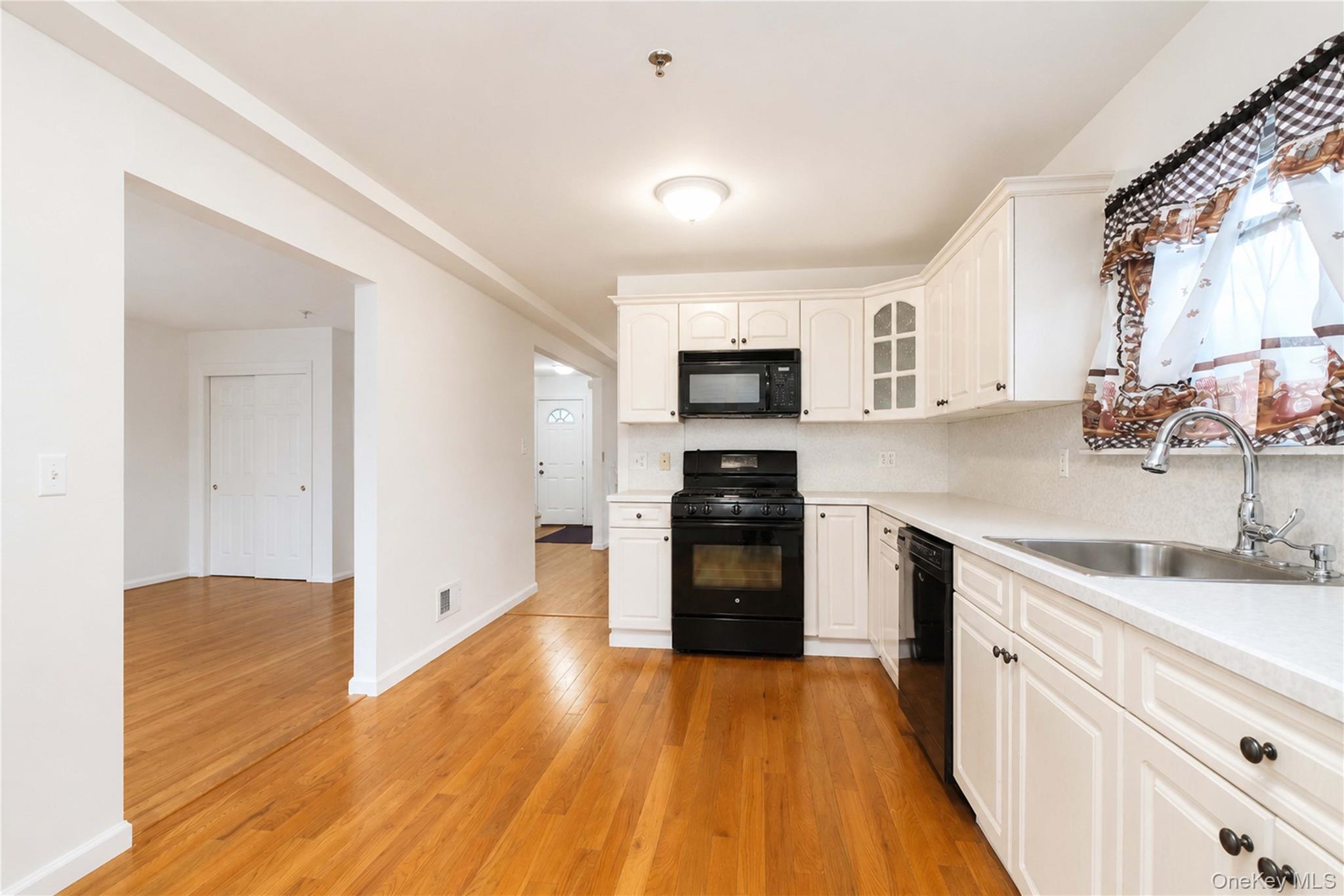 15 Rachel Court Property Photo 14