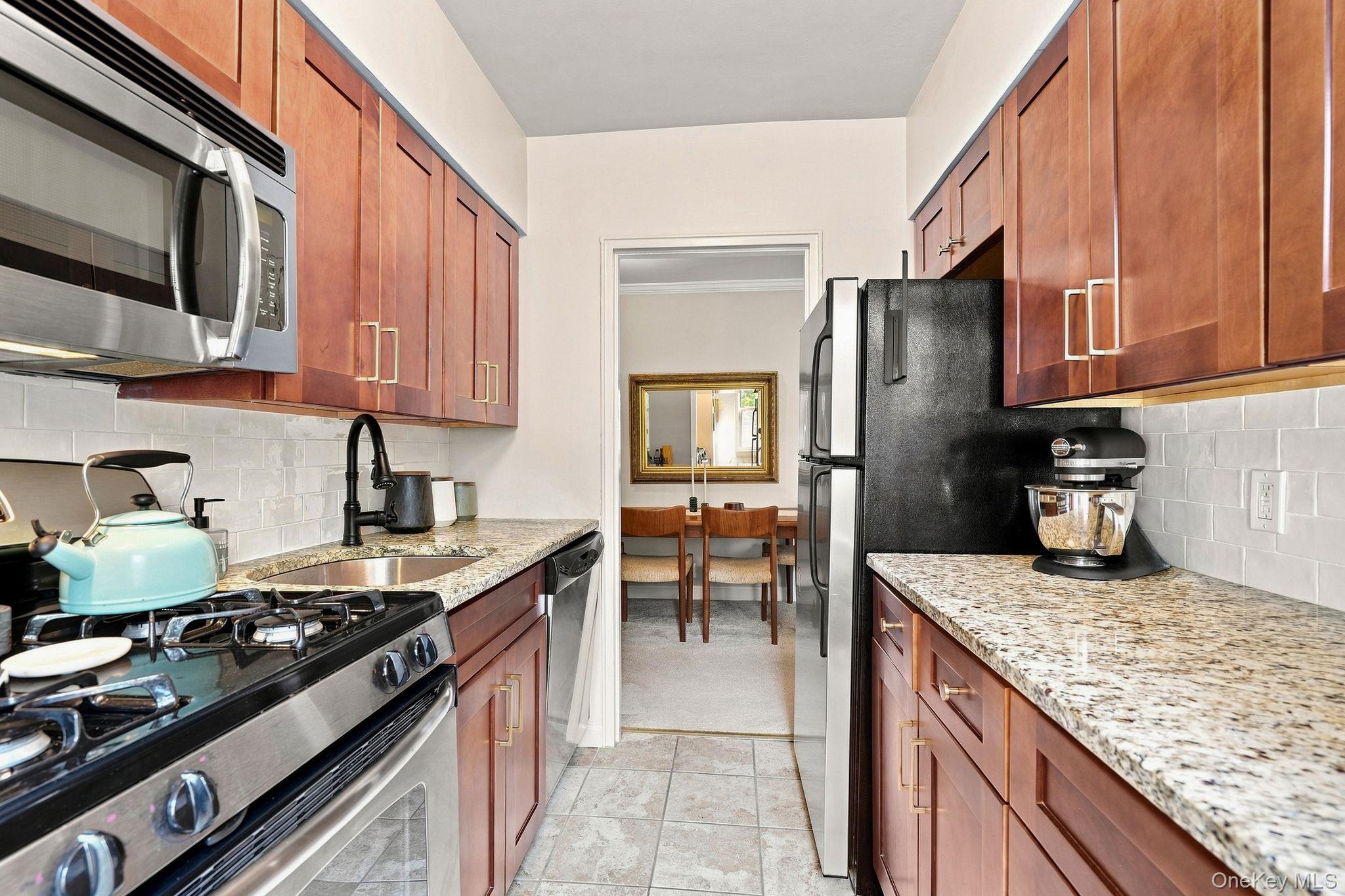 10 Bryant Crescent 1l Property Photo 7