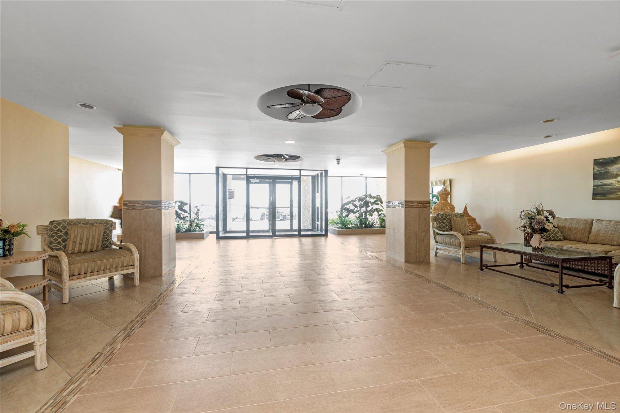 1 E Broadway 6a Property Photo 13