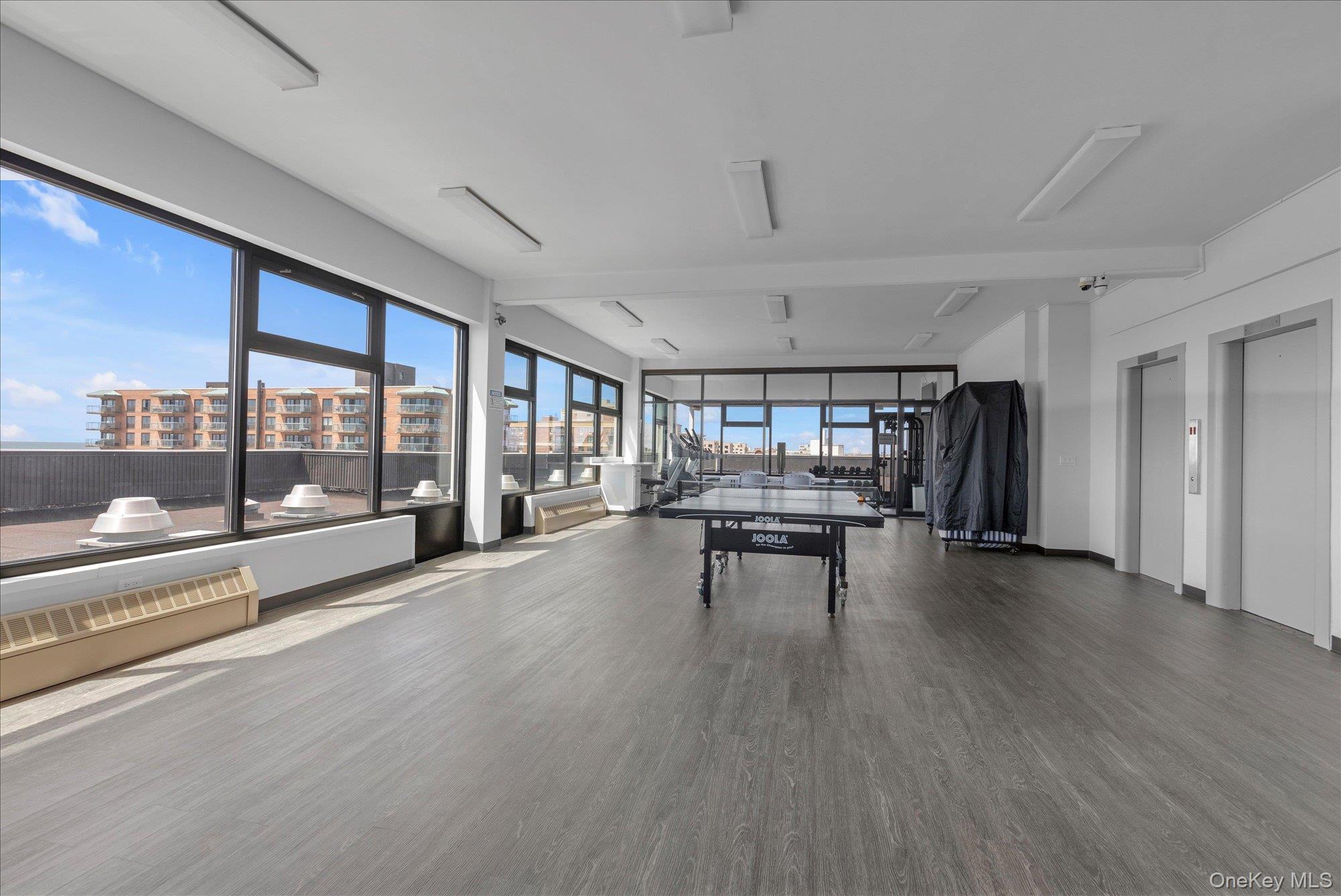 1 E Broadway 6a Property Photo 16