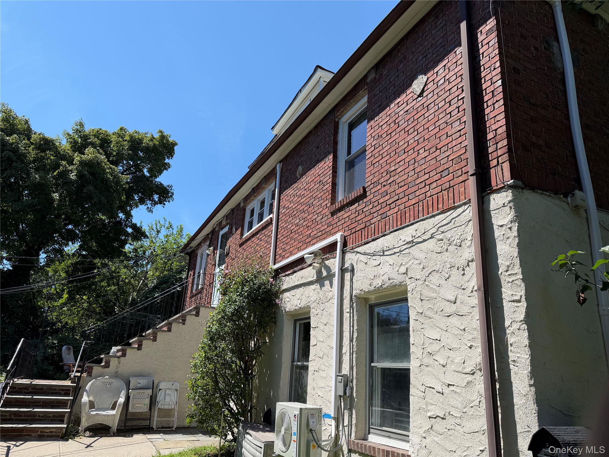 40 Paula Avenue Property Photo 2