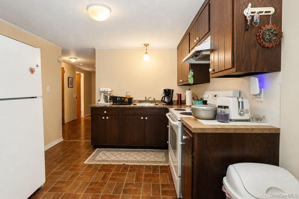 110-112 S Jacqueline Street Property Photo 26