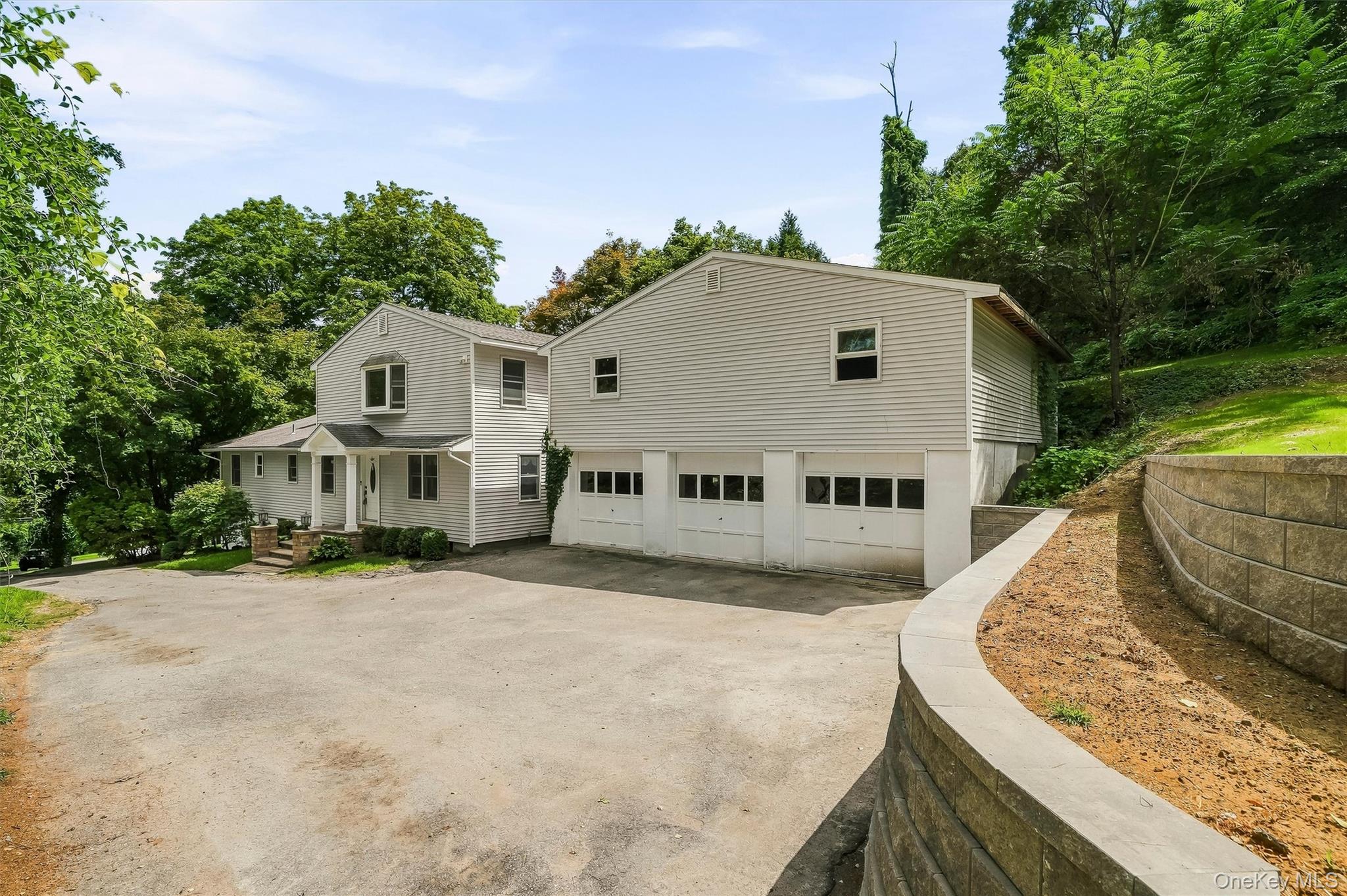 88 Pines Bridge Road Property Photo 4