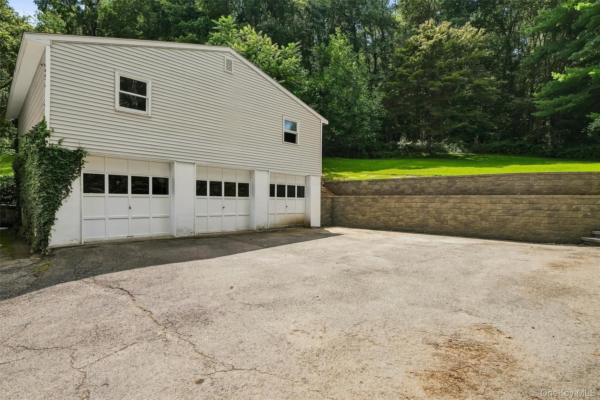 88 Pines Bridge Road Property Photo 6