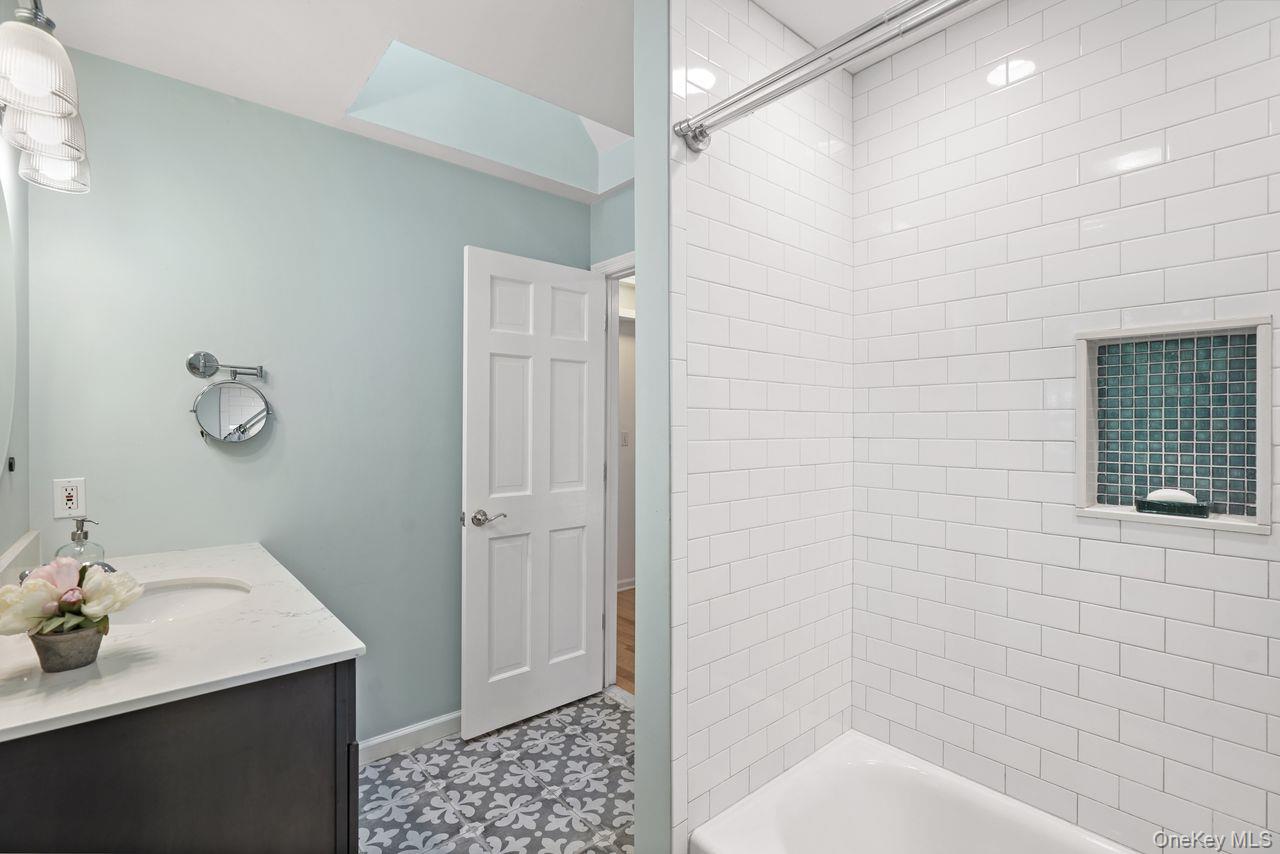 7 Nash Road Property Photo 21