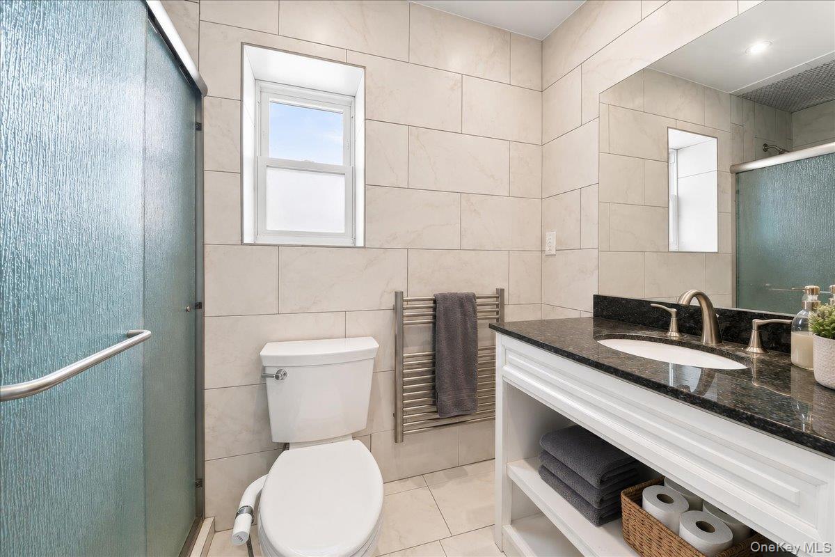235 E 237th Street Property Photo 14