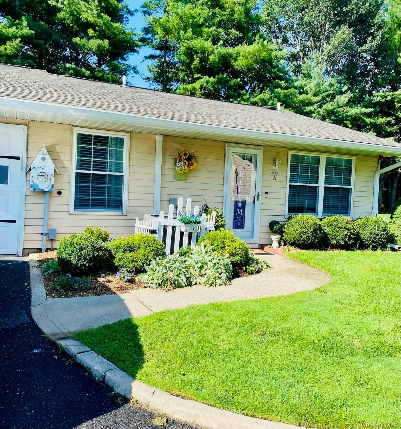 472a Darwen Drive Property Photo 12