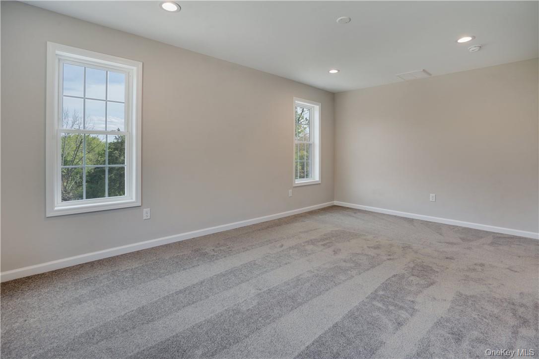 10 Red Oaks Mill Road Property Photo 12