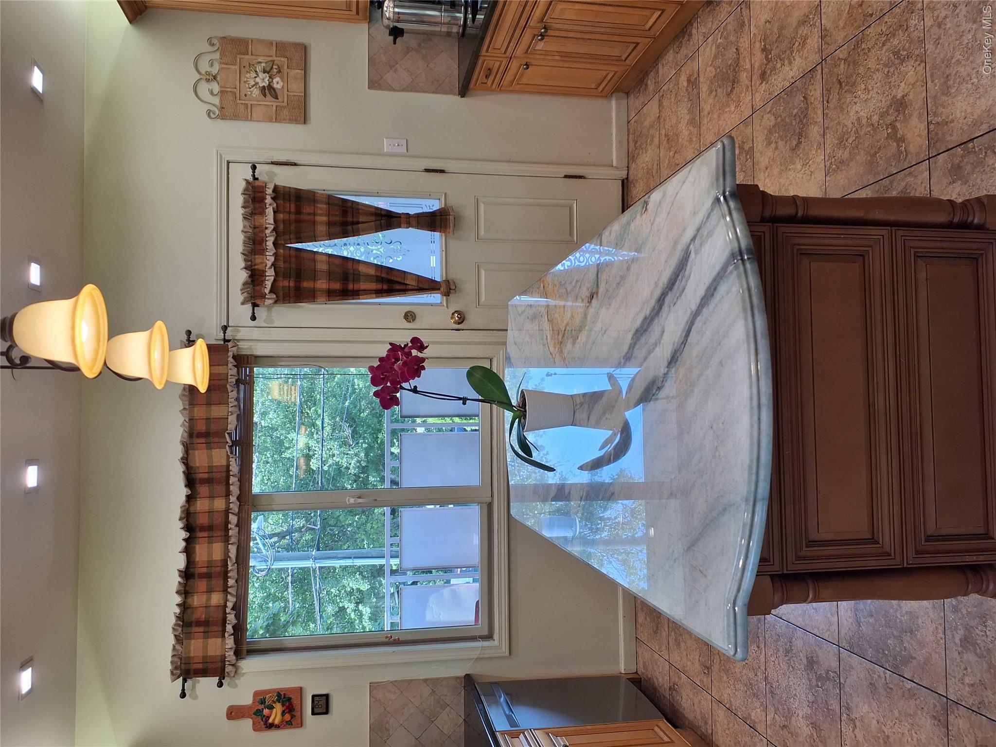 40 Herrick Avenue 201 Property Photo 8