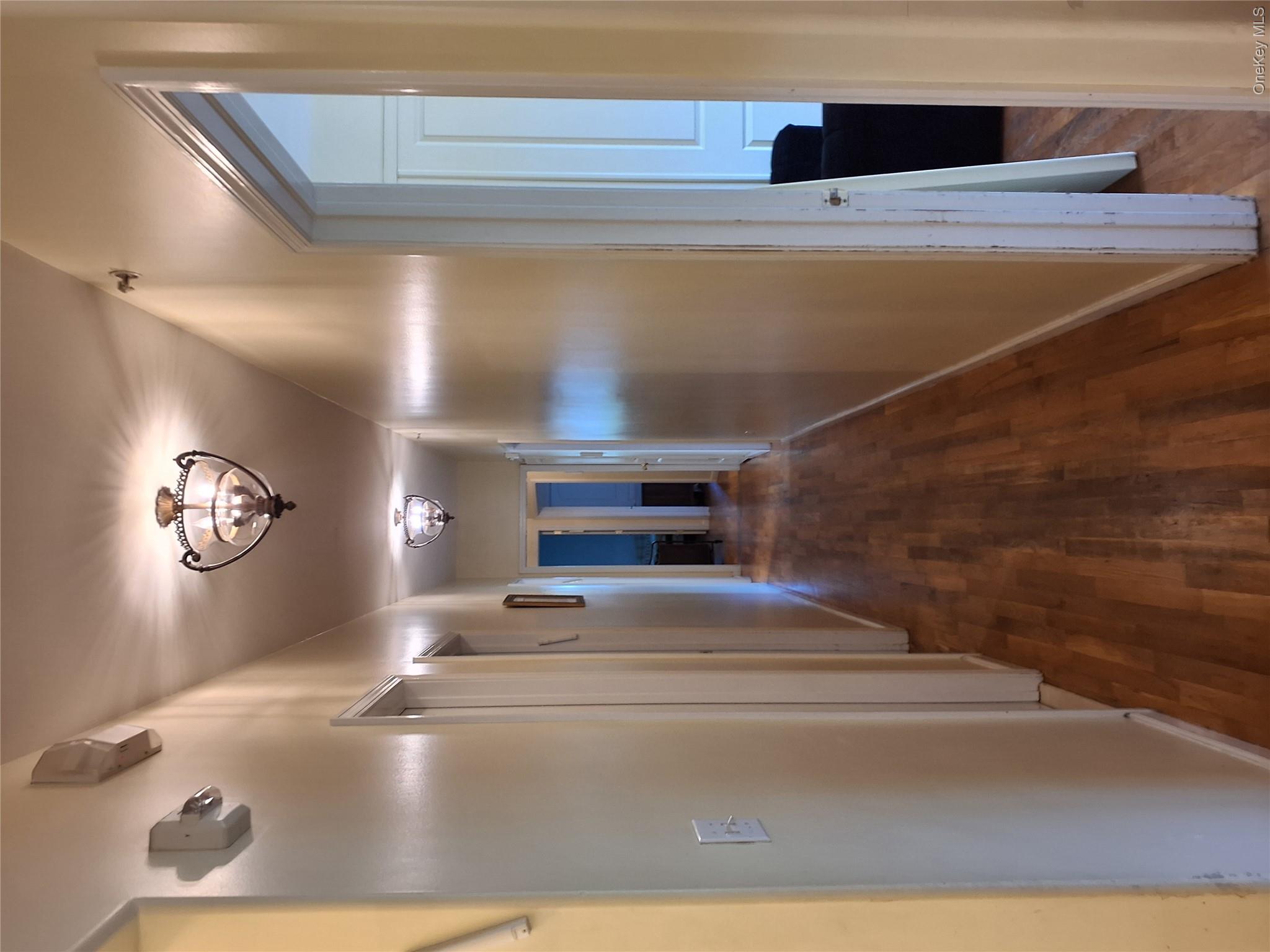 40 Herrick Avenue 201 Property Photo 17