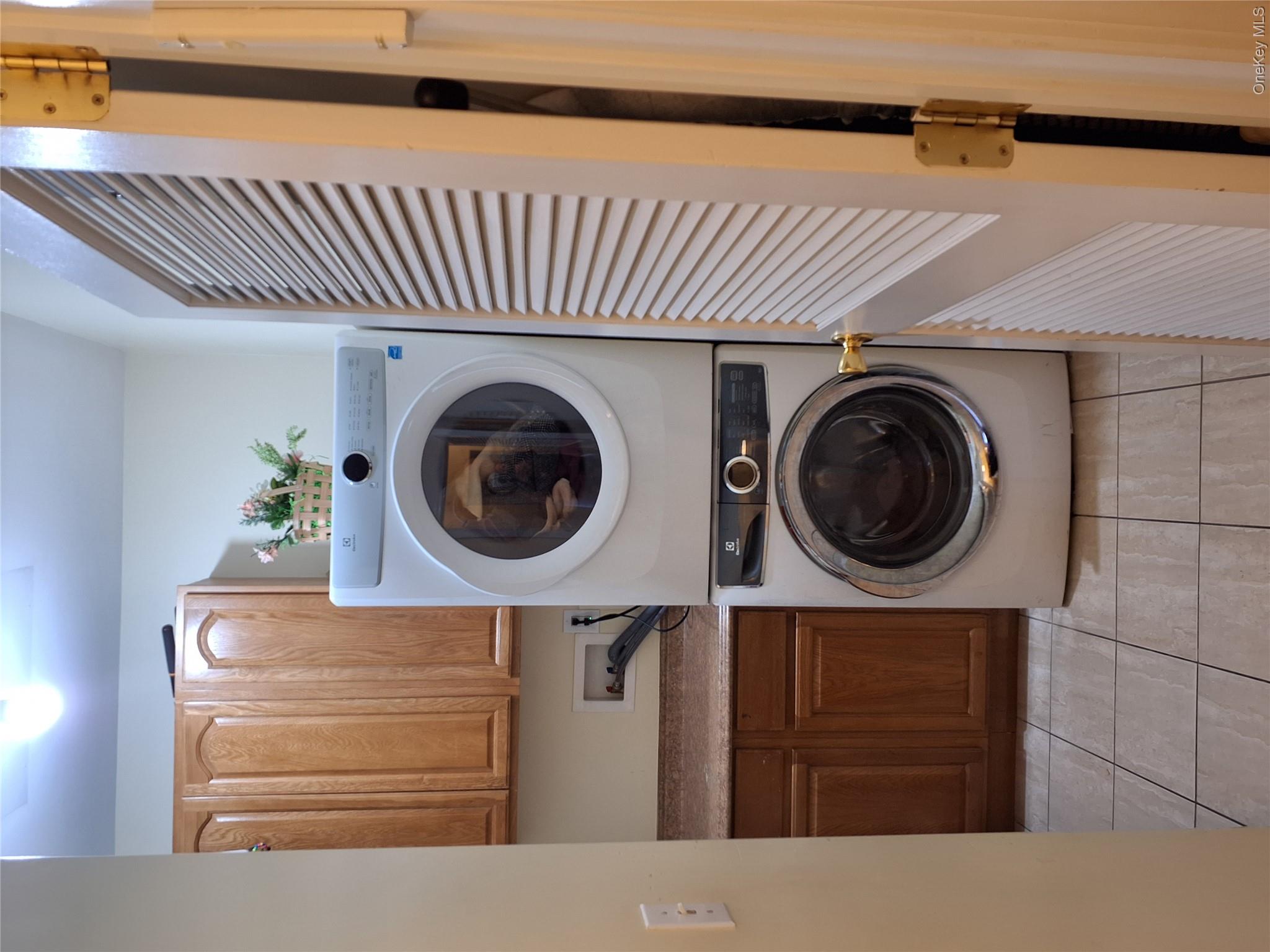 40 Herrick Avenue 201 Property Photo 19