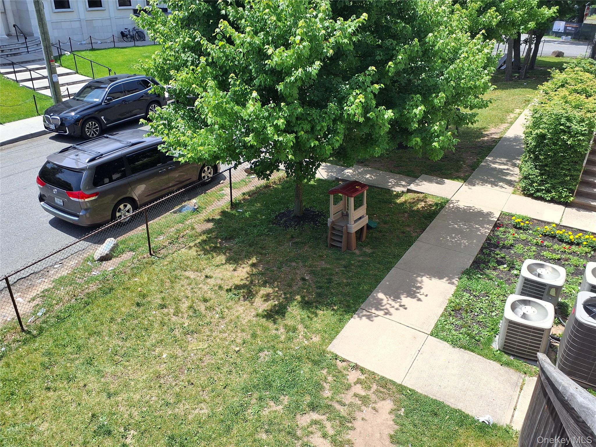 40 Herrick Avenue 201 Property Photo 49