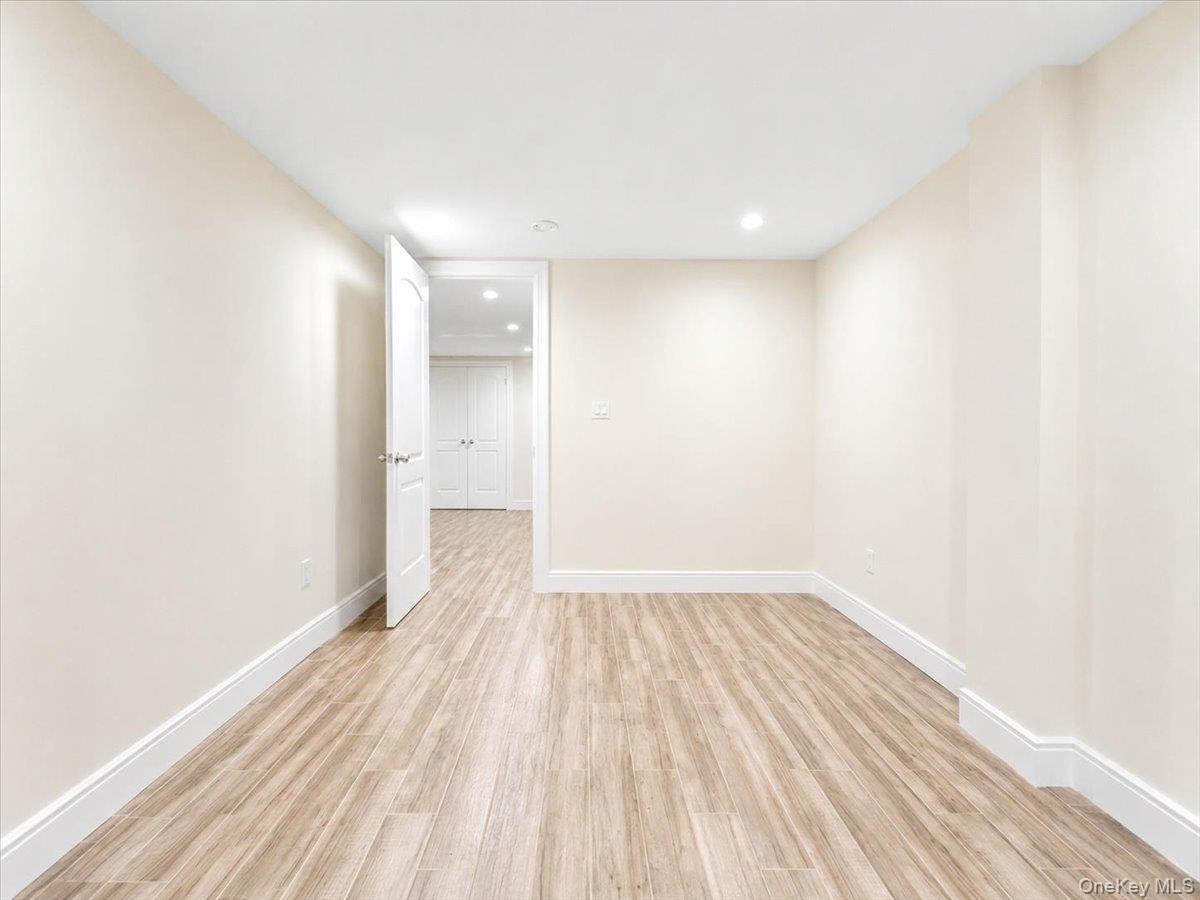 67-30 Harrow Street Property Photo 37