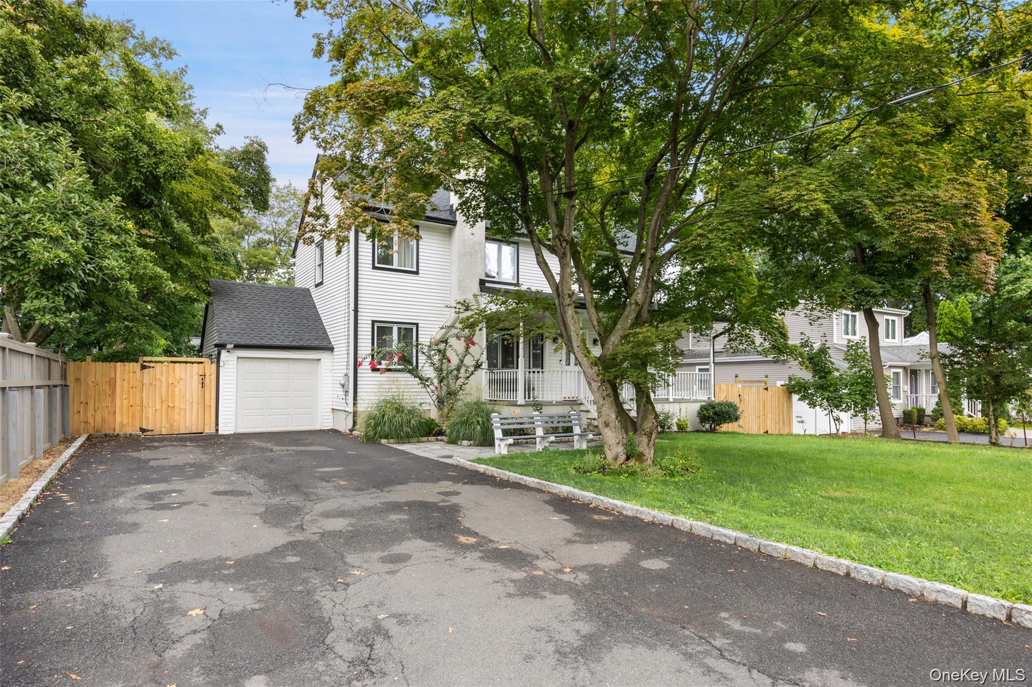 35 Grandview Avenue Property Photo 4