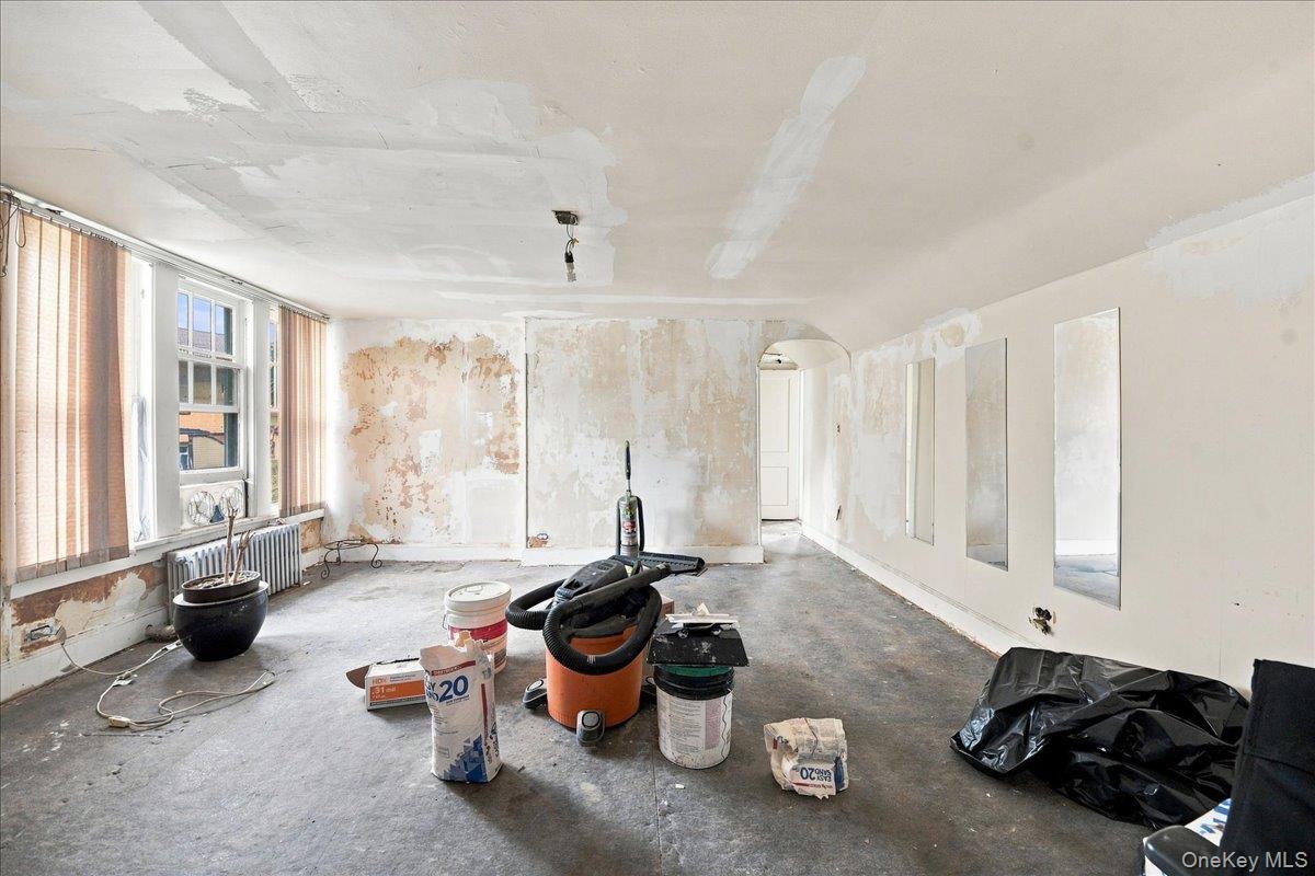 461 S 1st Avenue Property Photo 27