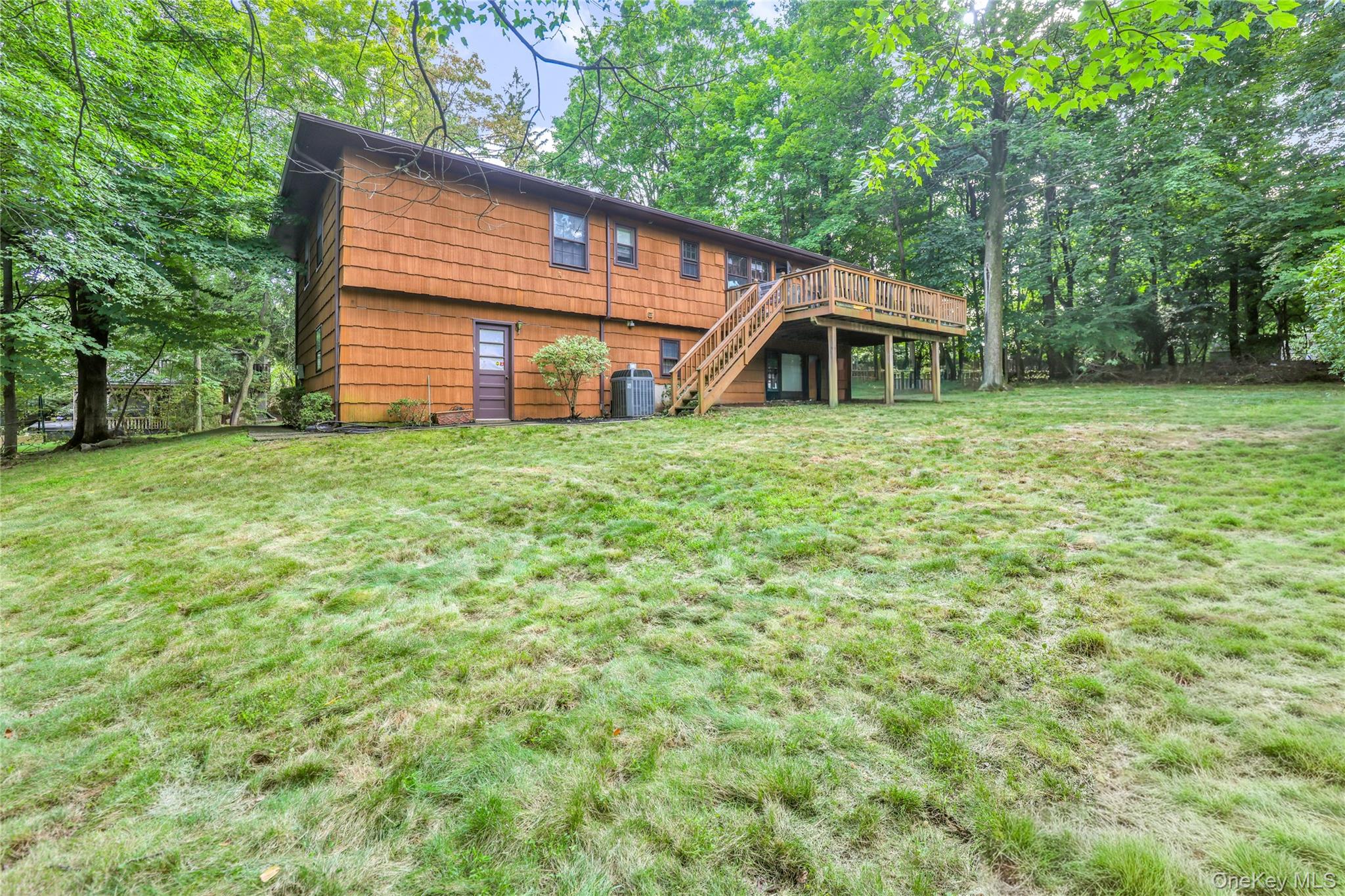 6 Arrow Lane Property Photo 8