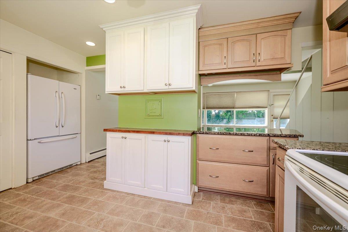 162 Twin Lane Property Photo 4
