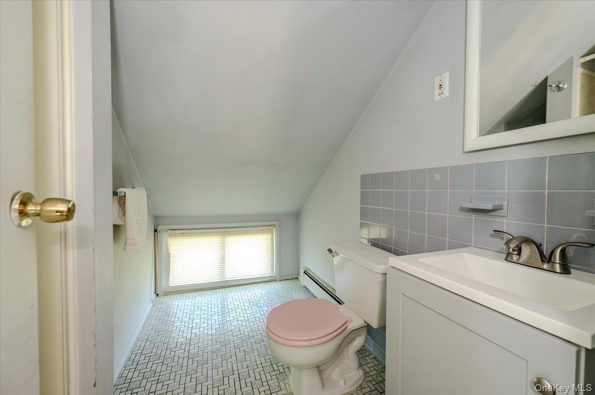 162 Twin Lane Property Photo 17