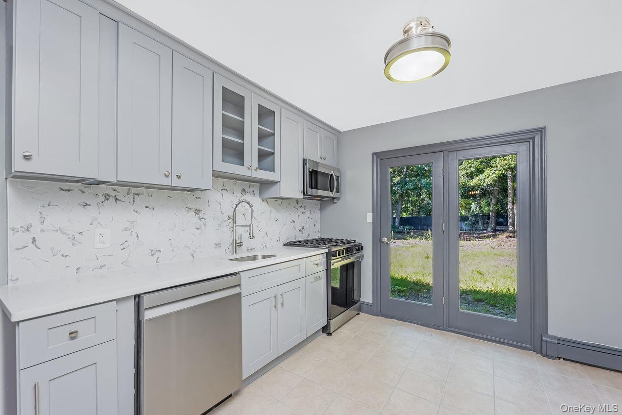 99 Ontario Street Property Photo 12