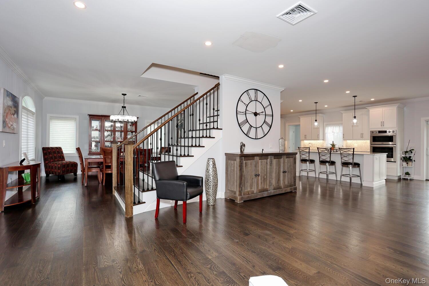 75 Campbell Avenue Property Photo 8