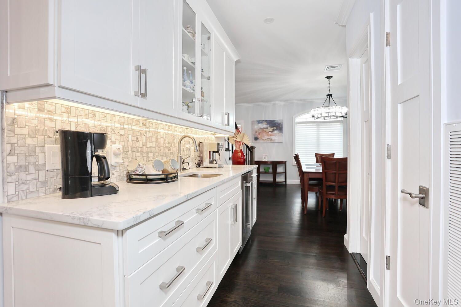 75 Campbell Avenue Property Photo 18