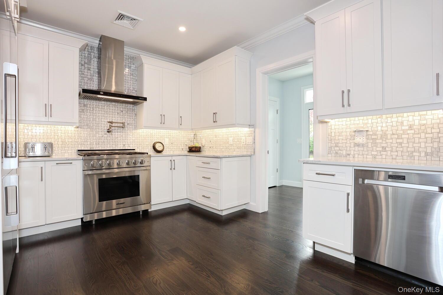 75 Campbell Avenue Property Photo 19