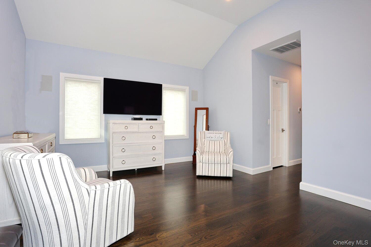 75 Campbell Avenue Property Photo 27