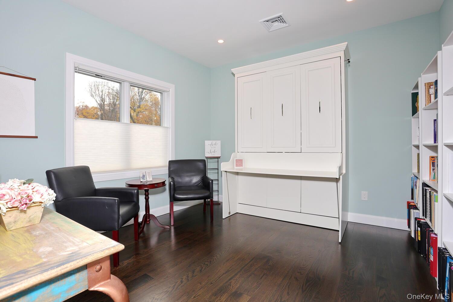 75 Campbell Avenue Property Photo 31