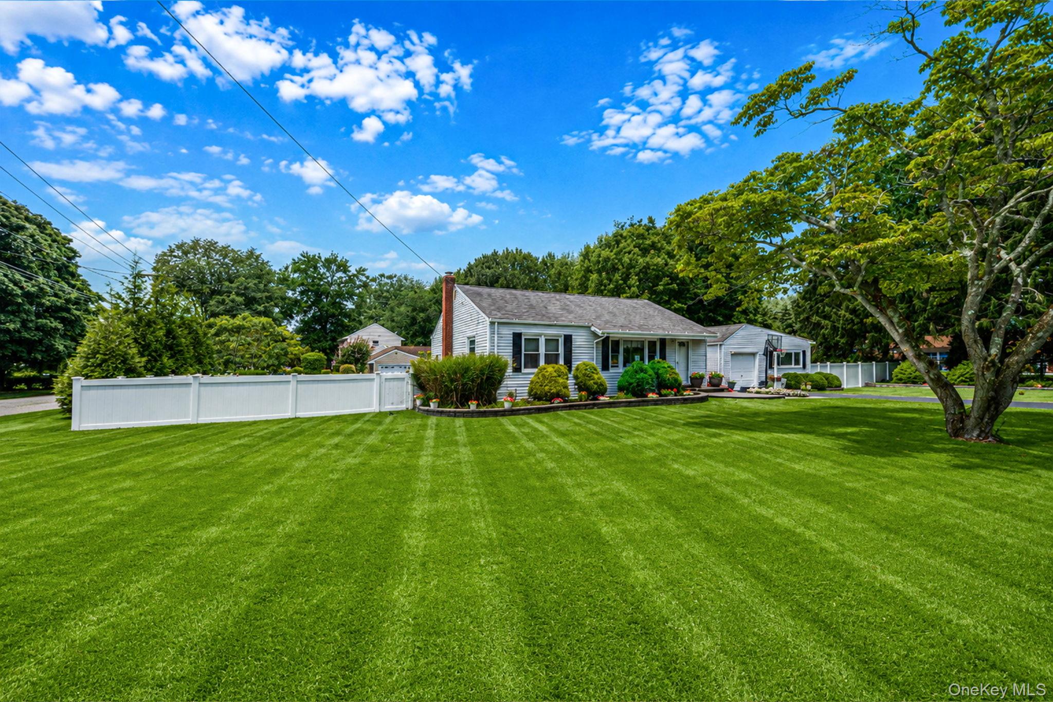 19 Ridgeley Road Property Photo 4