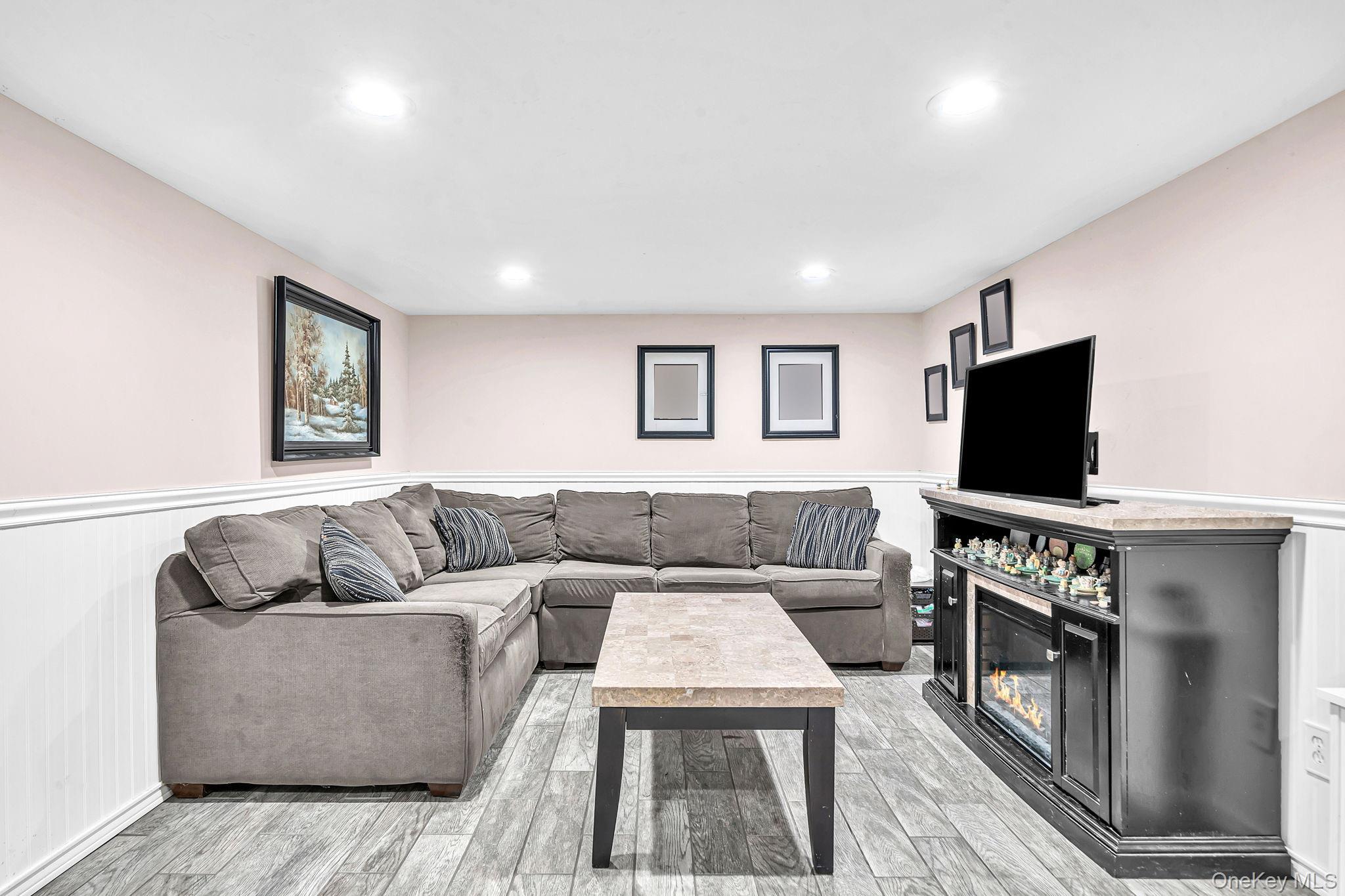 19 Ridgeley Road Property Photo 32