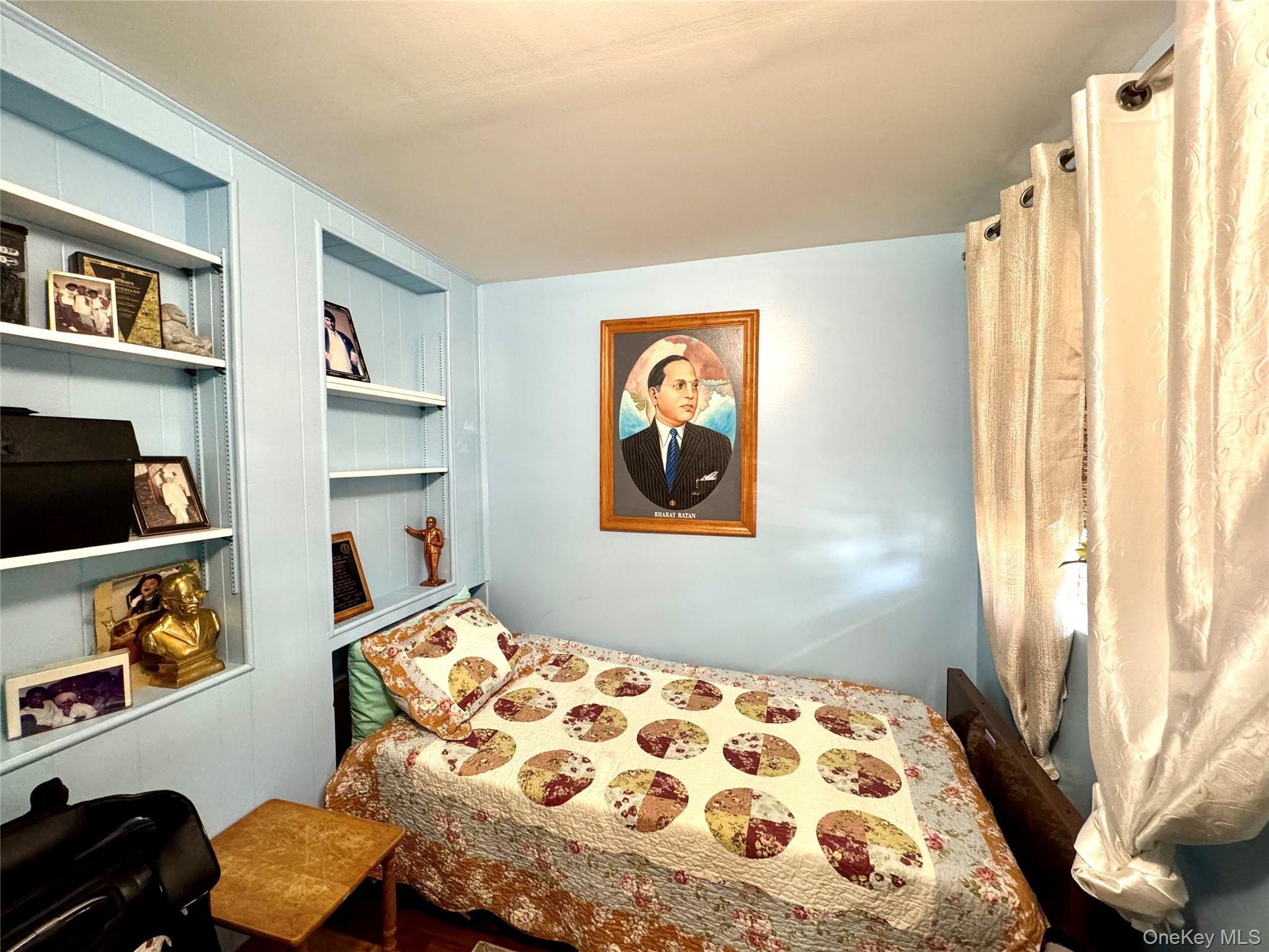 25-18 82nd Street Property Photo 6