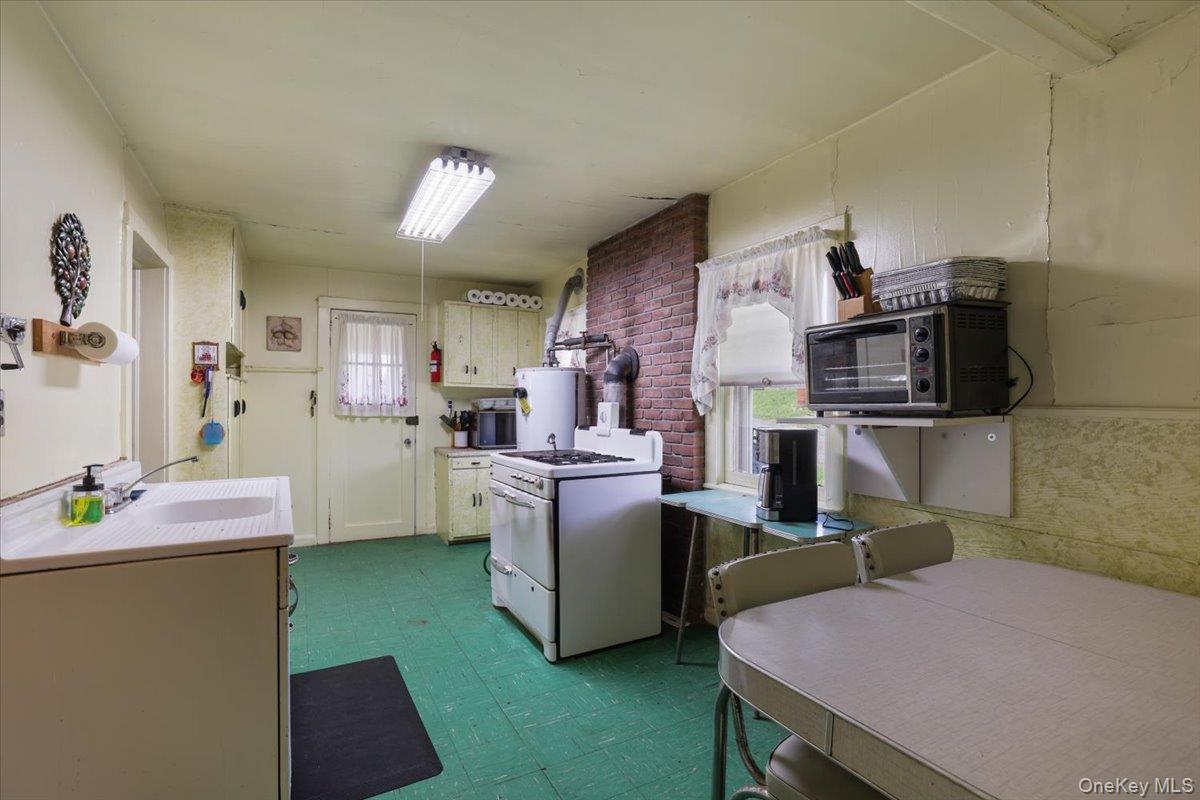 21 Hans Fischer Road Property Photo 25