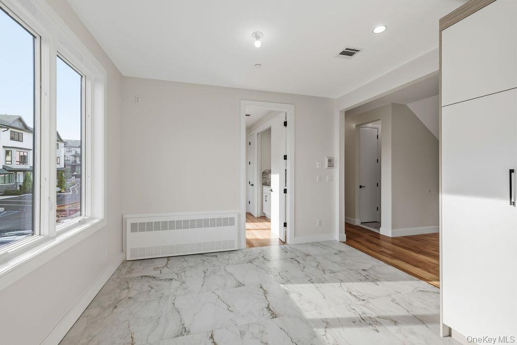 466 W Central Avenue 212 Property Photo 6