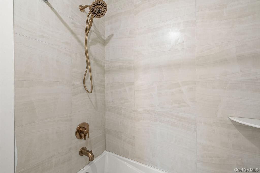 466 W Central Avenue 212 Property Photo 24